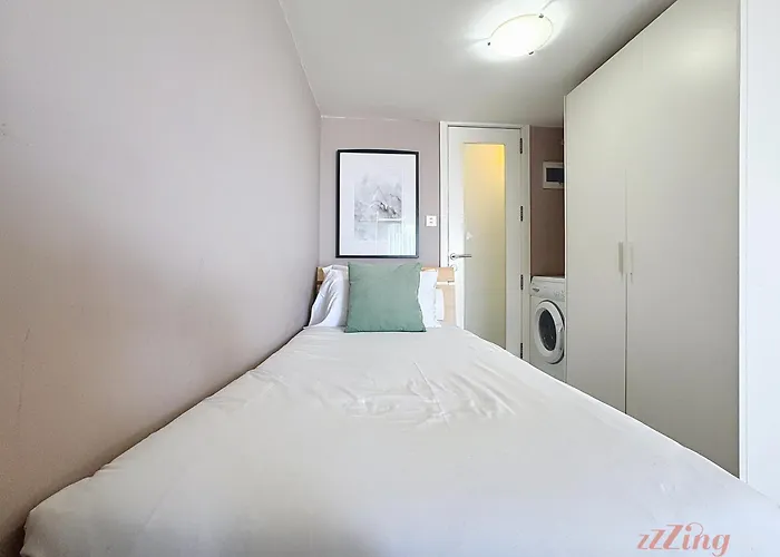 Seafront Duplex With Terrace - Malta