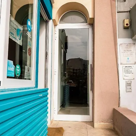 Apartment Seafront Duplex With Terrace - Malta Sliema