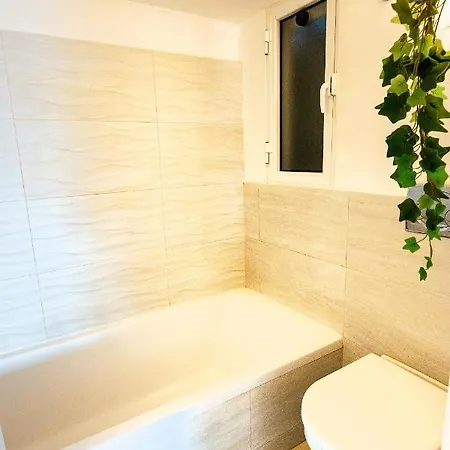 Seafront Duplex With Terrace - Malta * Sliema