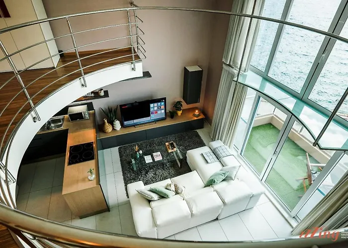 Seafront Duplex With Terrace - Malta *