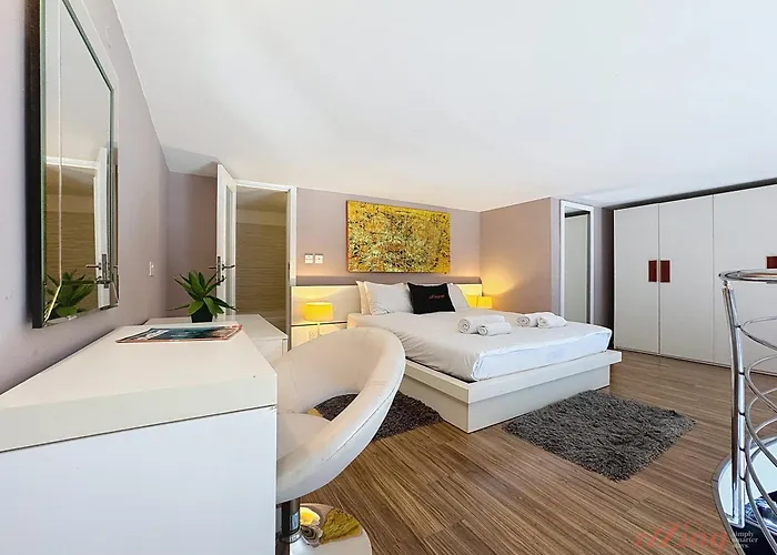 Seafront Duplex With Terrace - Malta *