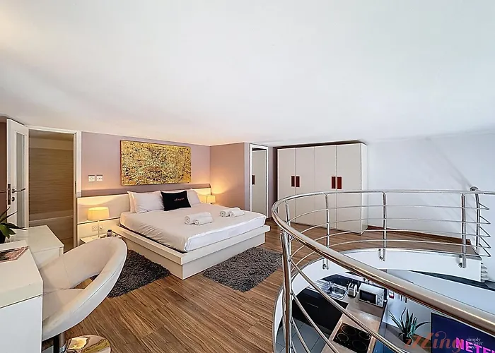 Apartment Seafront Duplex With Terrace - Malta Sliema