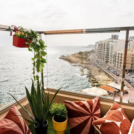 Apartamento Seafront Duplex With Terrace - Malta Sliema